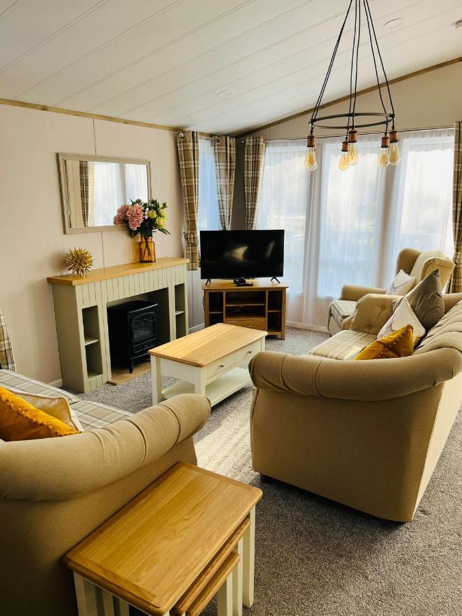 Barakah Lodge With Hot Tub Йорк Екстер'єр фото